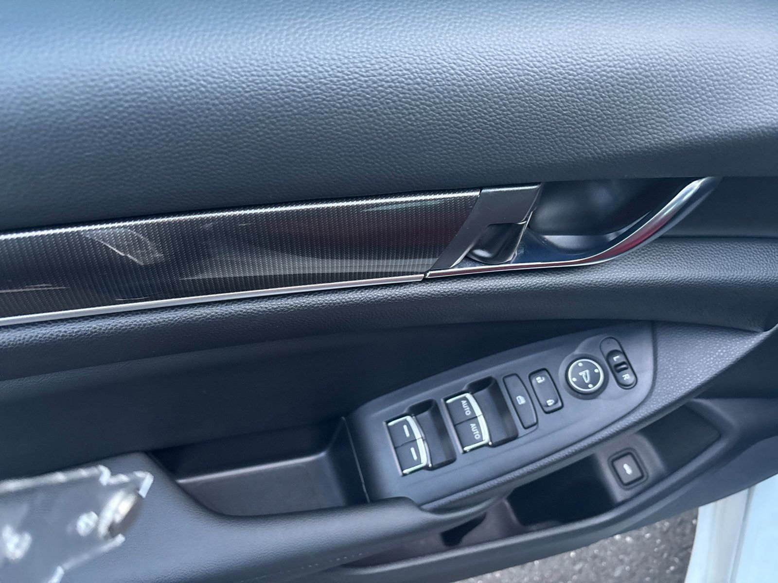 Used 2022 Honda Accord Sport image 12