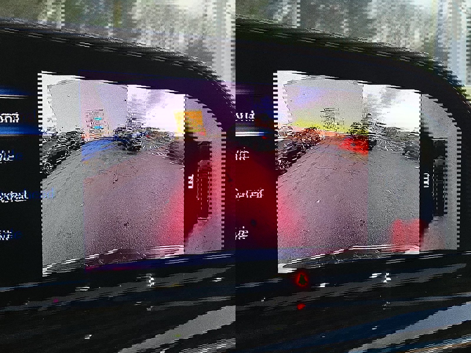 Used 2023 Cadillac Escalade Premium Luxury image 19