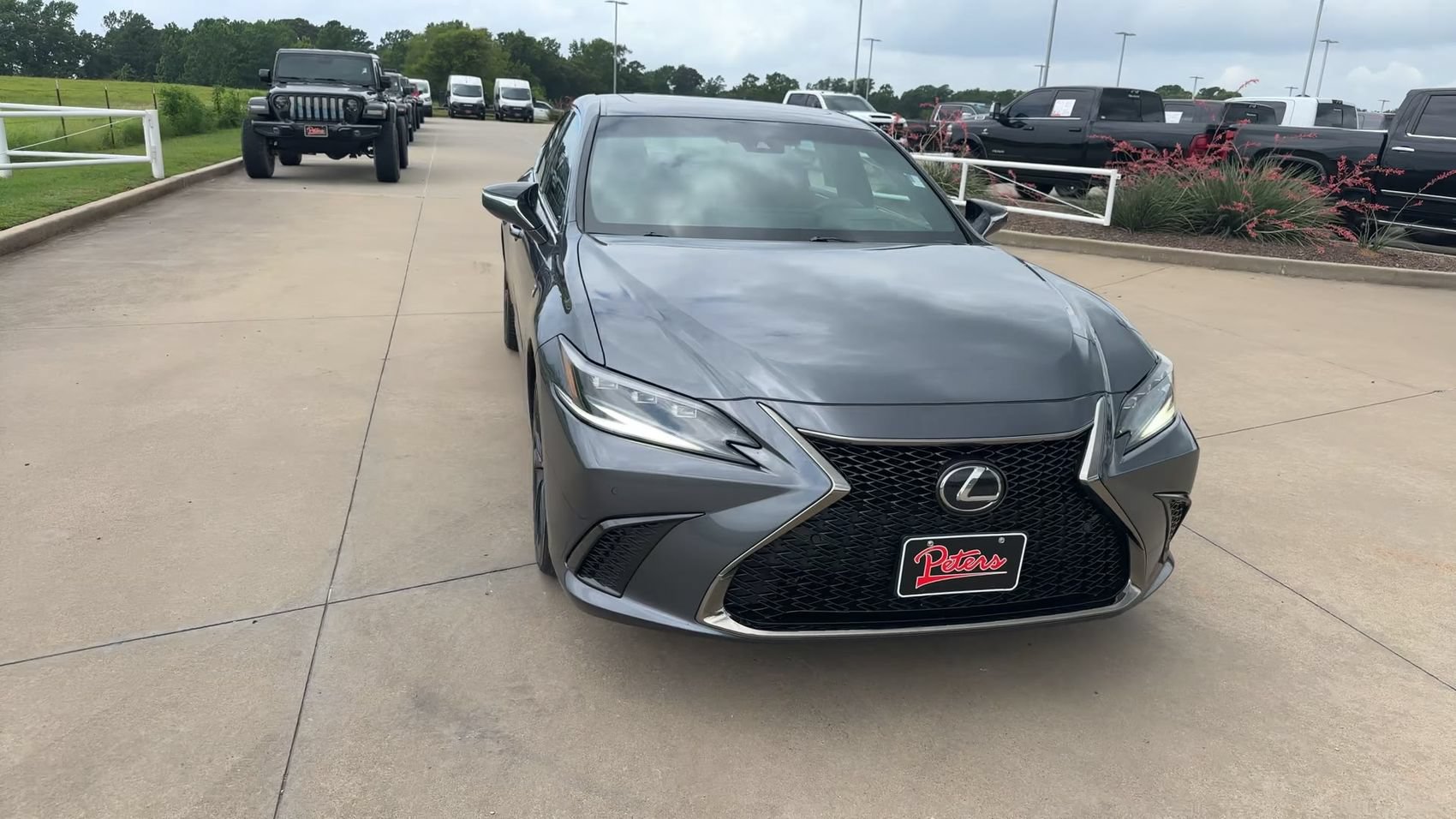 Used 2022 Lexus ES 350 F Sport FWD image 4