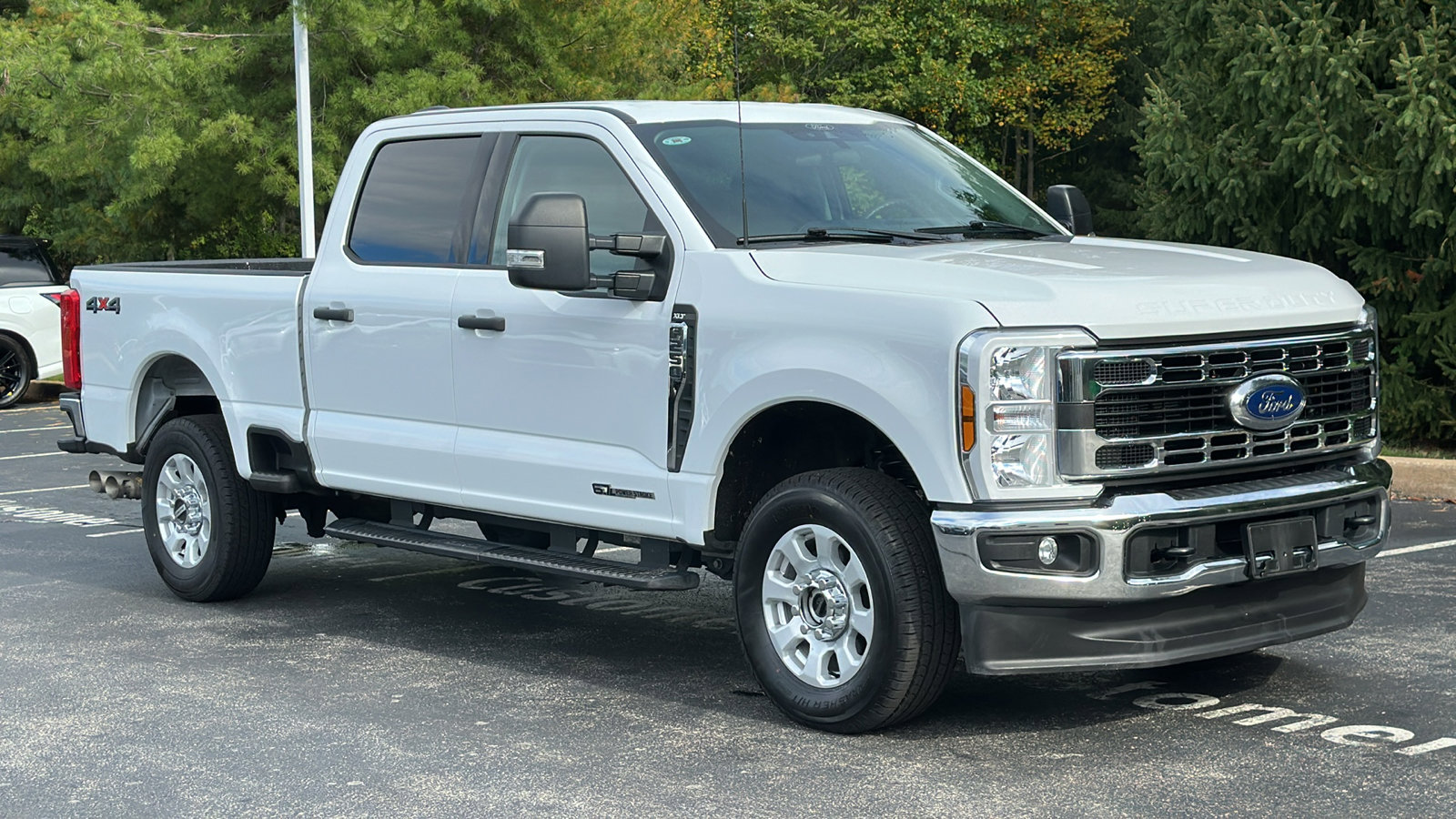 Used 2024 Ford F250 XLT image 2
