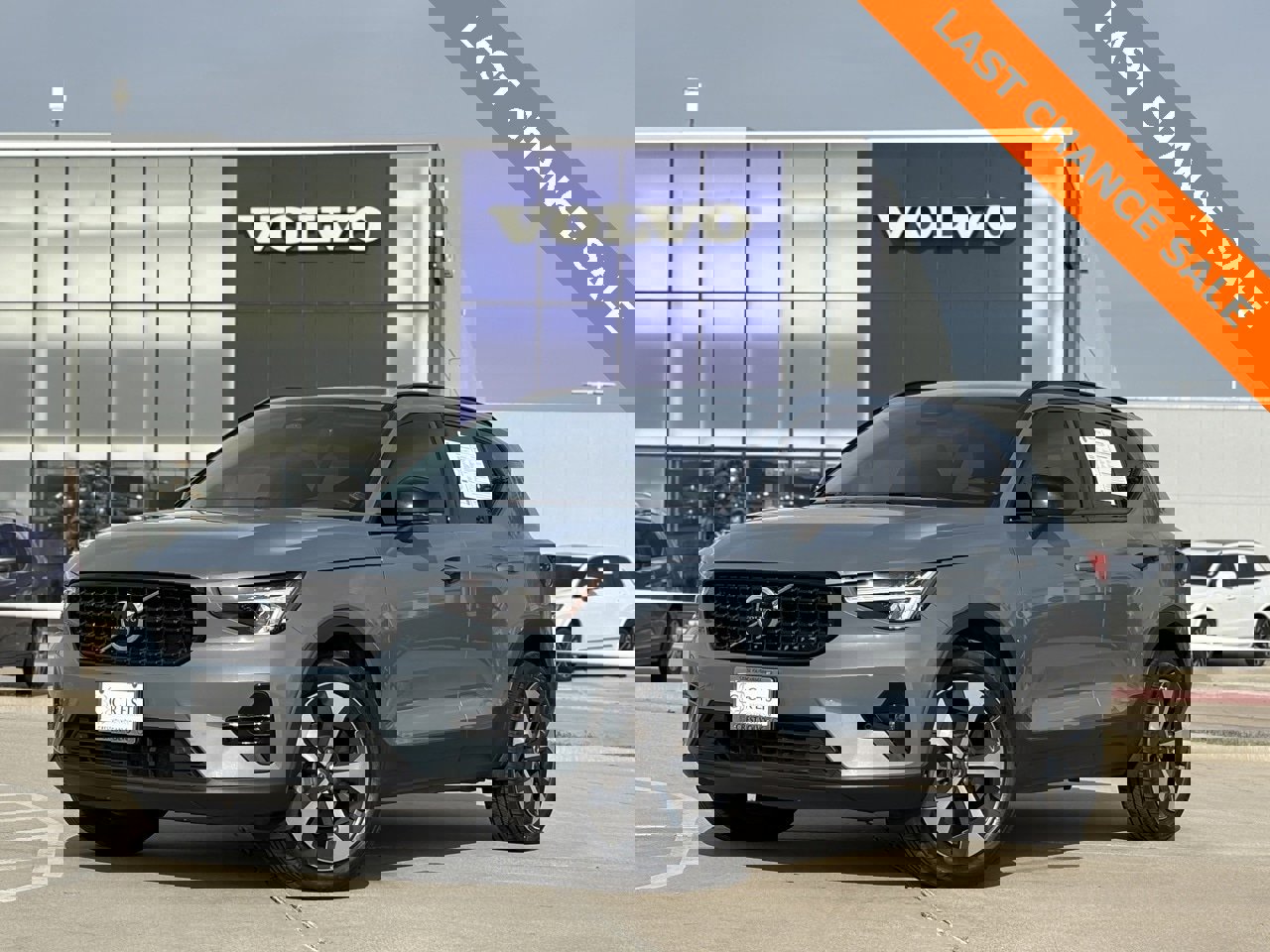 Certified 2023 Volvo XC40 B4 Plus