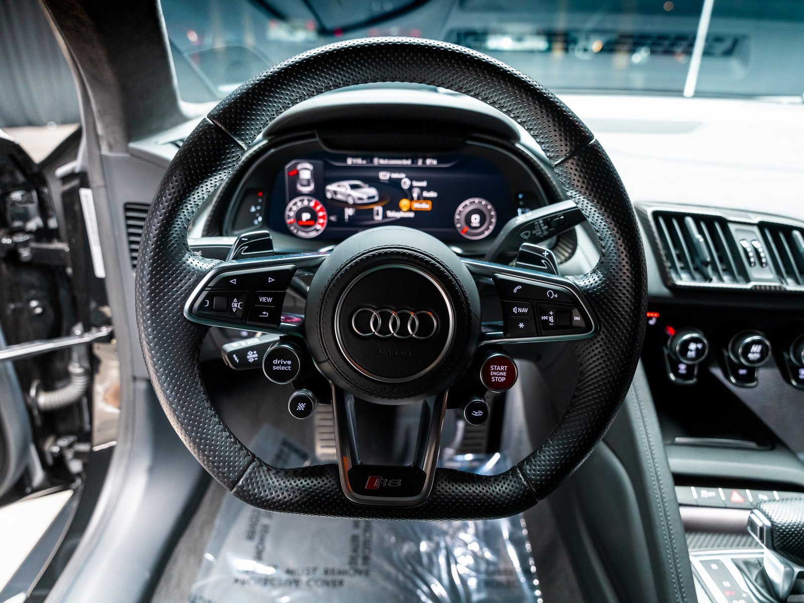 Used 2017 Audi R8 V10 plus image 6