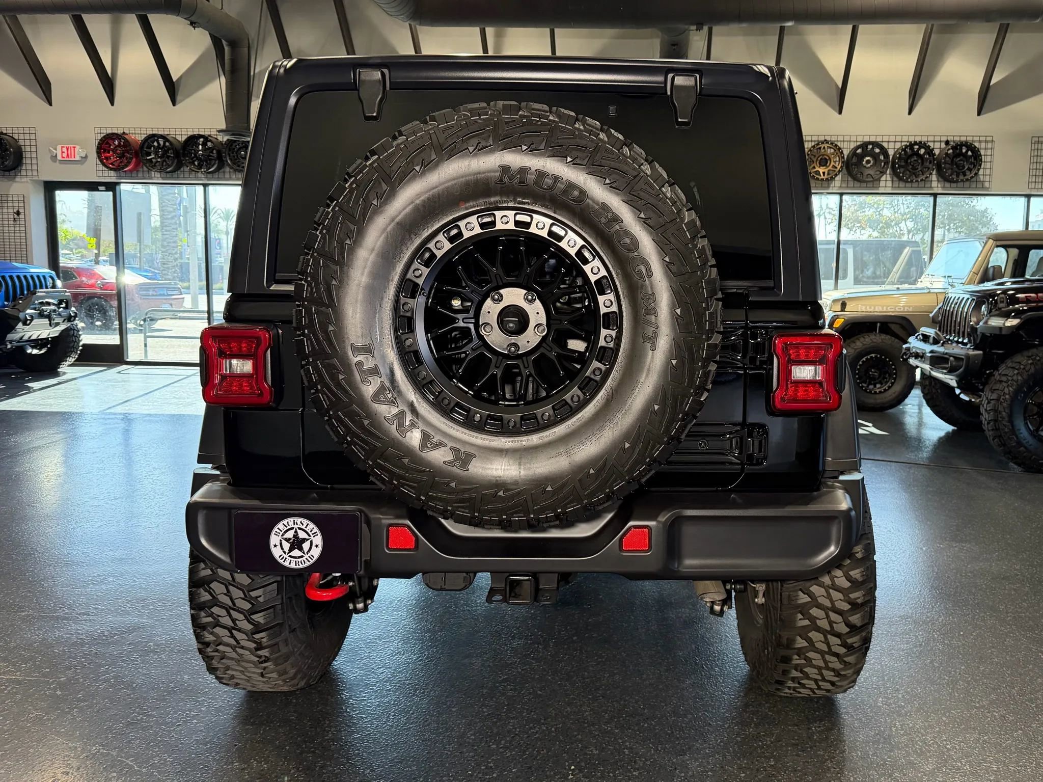 Used 2024 Jeep Wrangler Unlimited Rubicon image 11