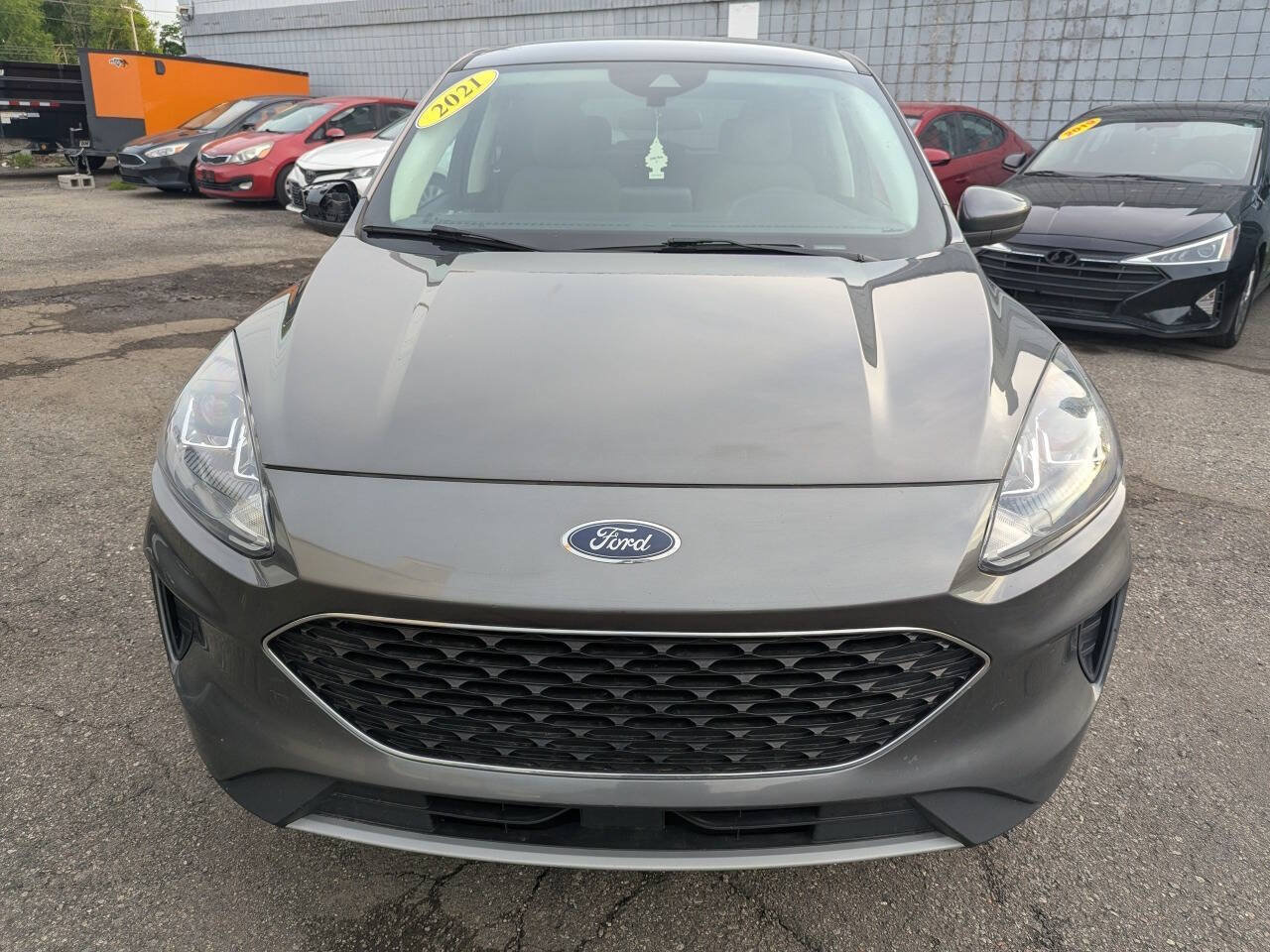 Used 2021 Ford Escape SE AWD/4WD image 2