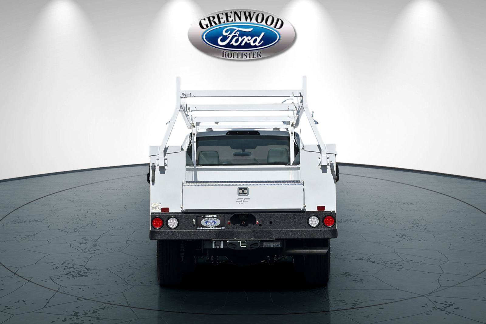 New 2026 Ford F350 XL w/ XL Chrome Package RWD image 5