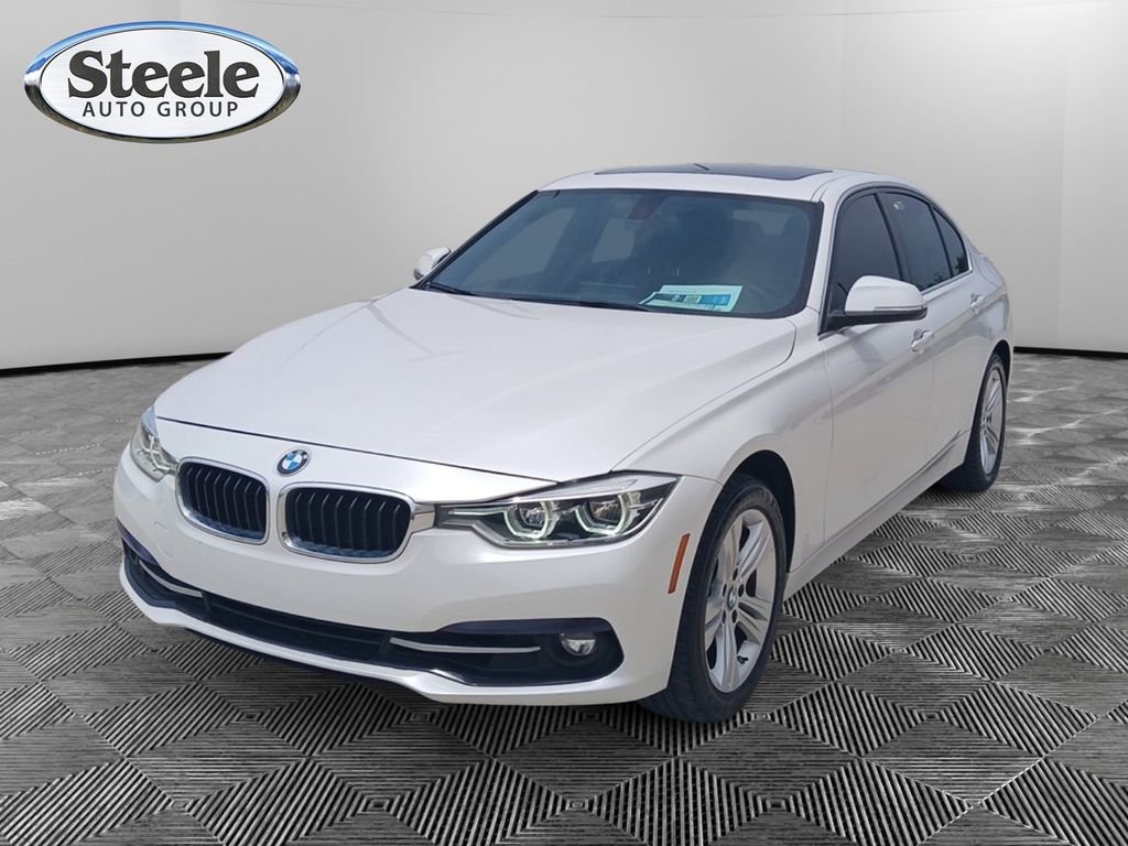 Used 2018 BMW 330i xDrive Sedan AWD/4WD image 1