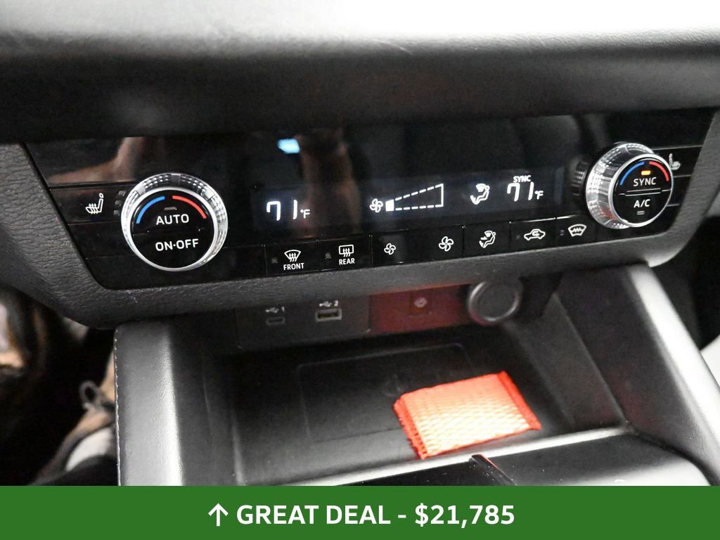 Used 2024 Mitsubishi Outlander SE image 33