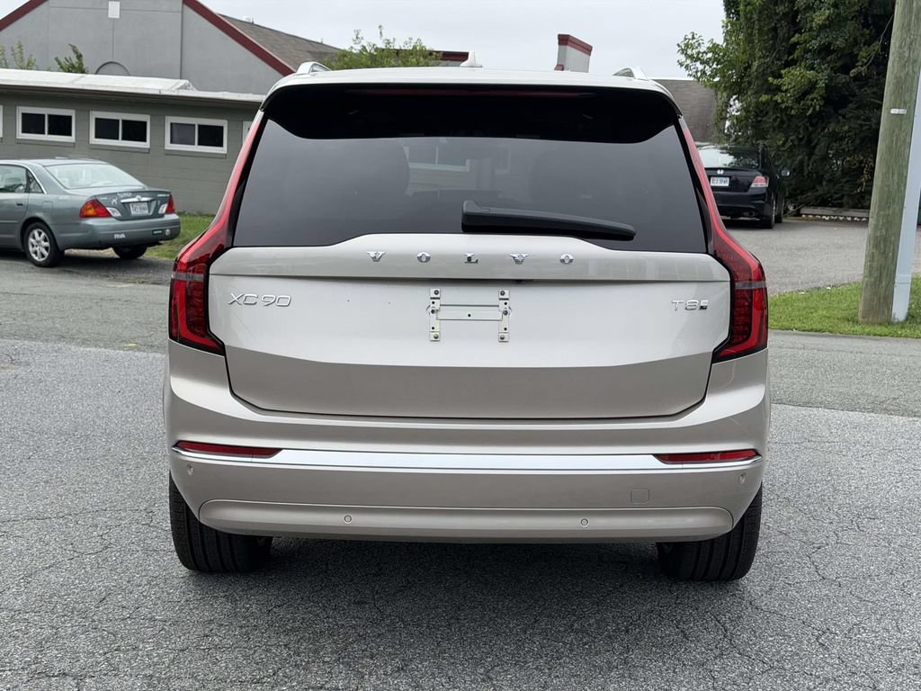 New 2026 Volvo XC90 T8 Plus w/ Protection Package AWD/4WD image 20