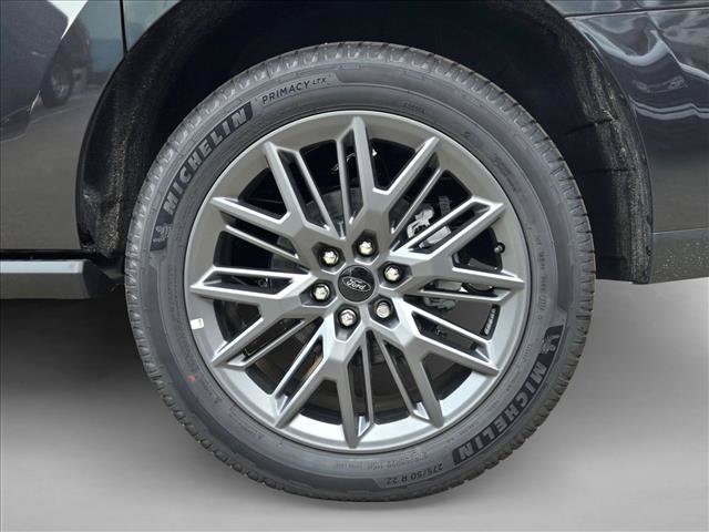 New 2027 Ford Expedition Max Platinum w/ Stealth Appearance Package RWD image 10
