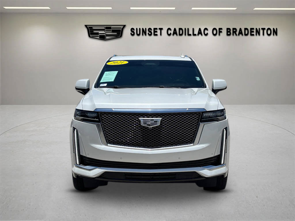 Used 2021 Cadillac Escalade Premium Luxury w/ LPO, Radiant Package AWD/4WD image 8