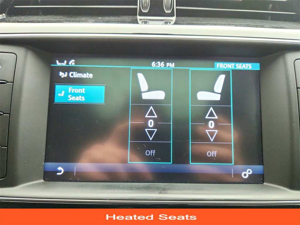 Used 2018 Jaguar F-PACE Prestige image 19