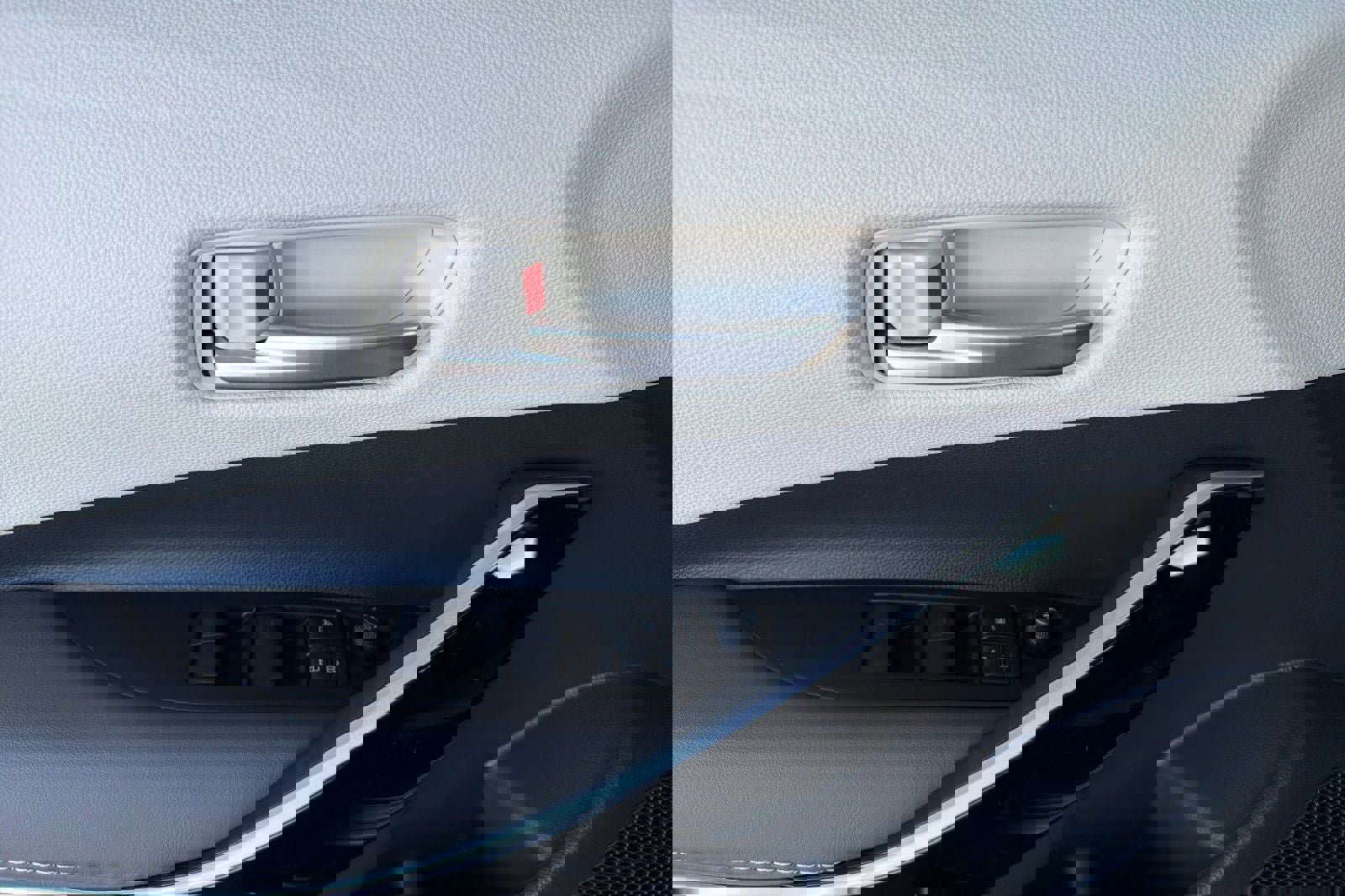 New 2026 Toyota Corolla XLE image 12