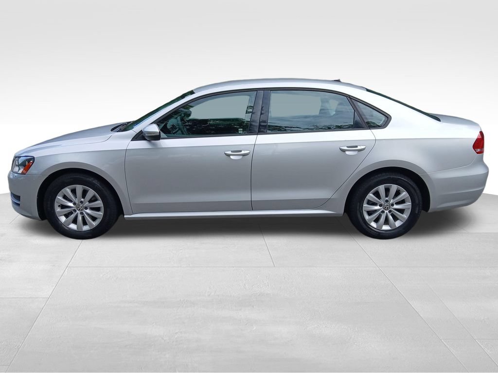 Used 2012 Volkswagen Passat 2.5 S FWD video 2