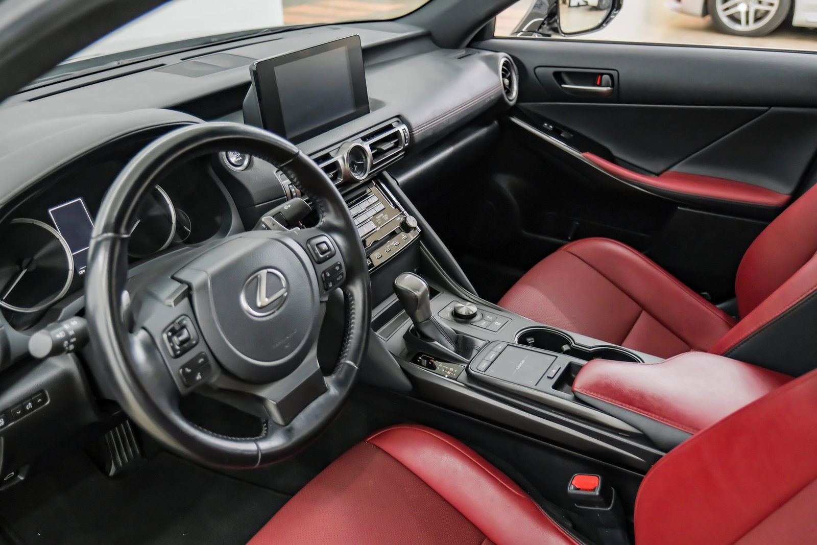 Used 2022 Lexus IS 300 image 30