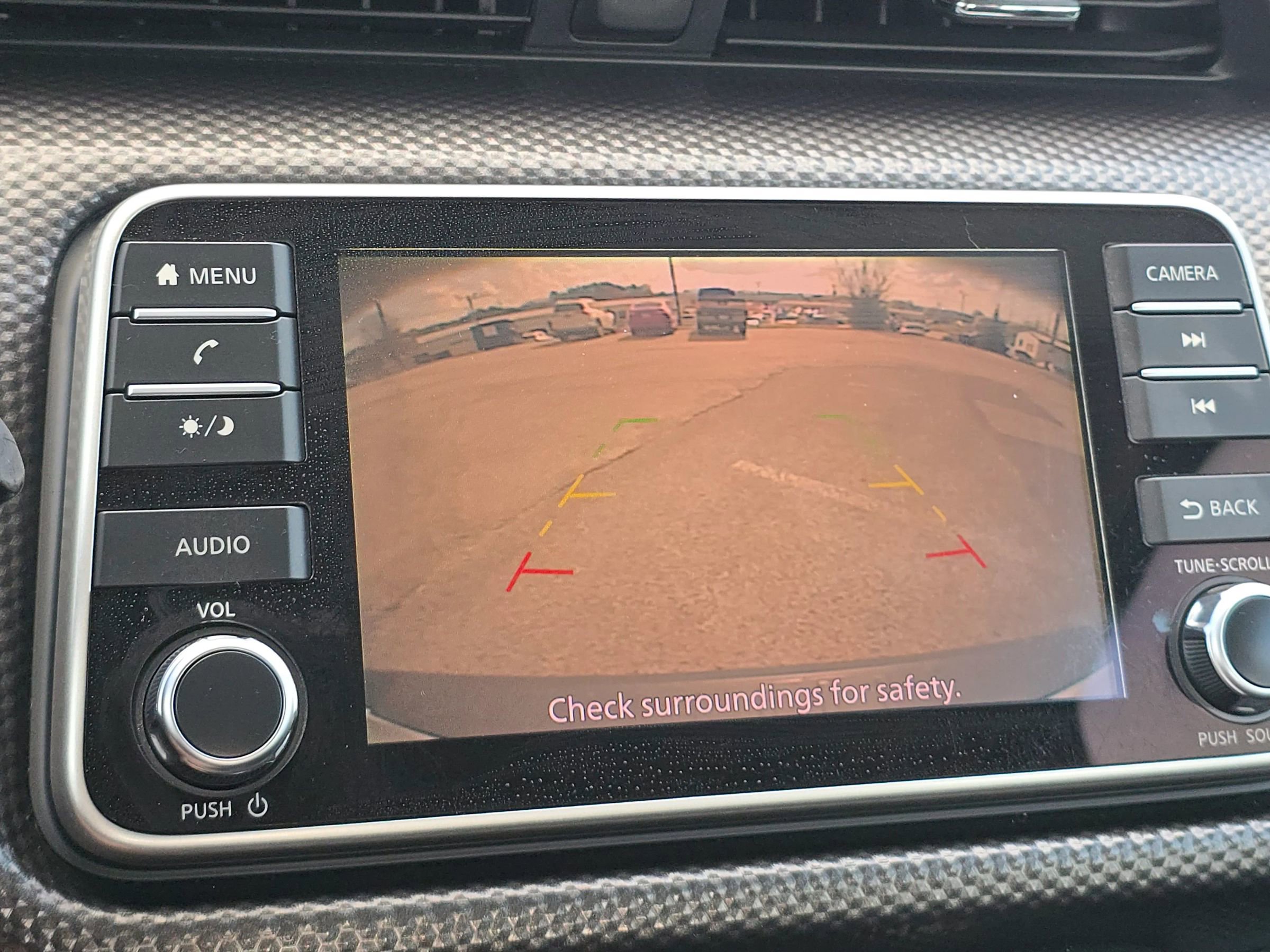 Used 2018 Nissan Kicks SV w/ Exterior Package image 22