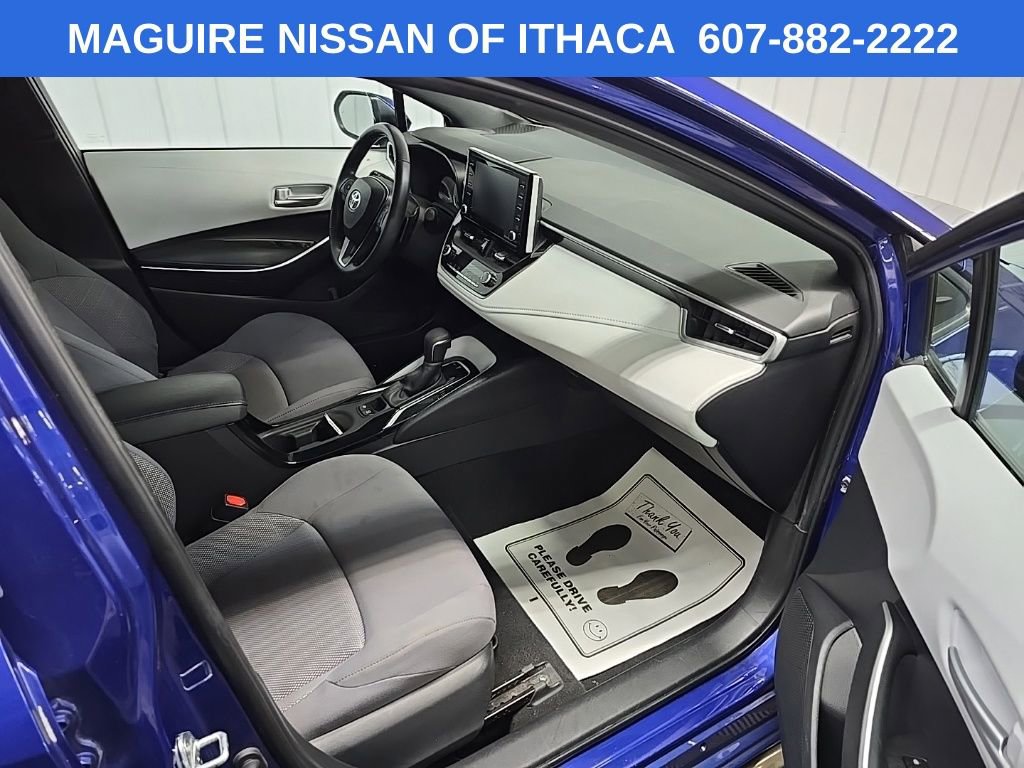 Used 2021 Toyota Corolla SE w/ SE Premium Package image 16