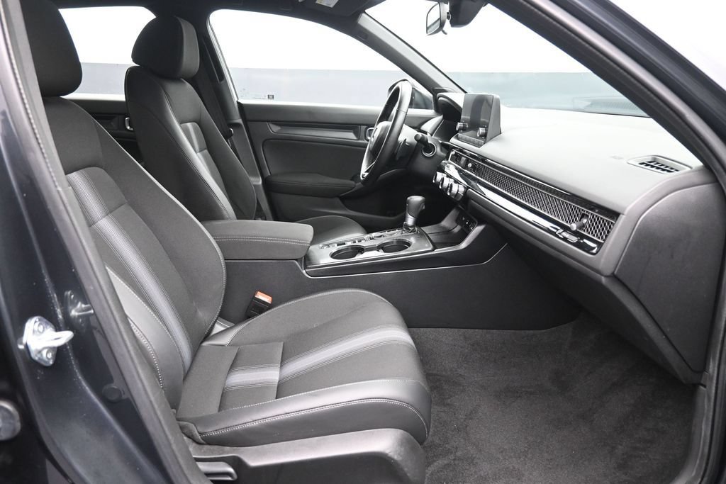 Certified 2025 Honda Civic Sport image 24