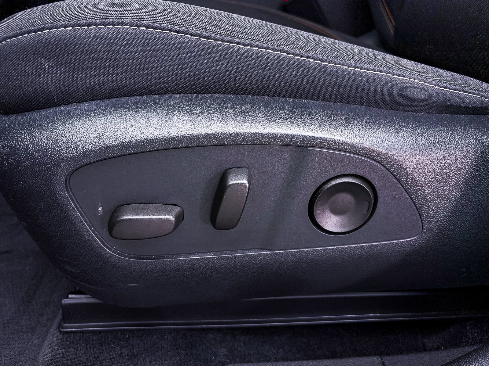 Used 2024 Honda Prologue EX image 18
