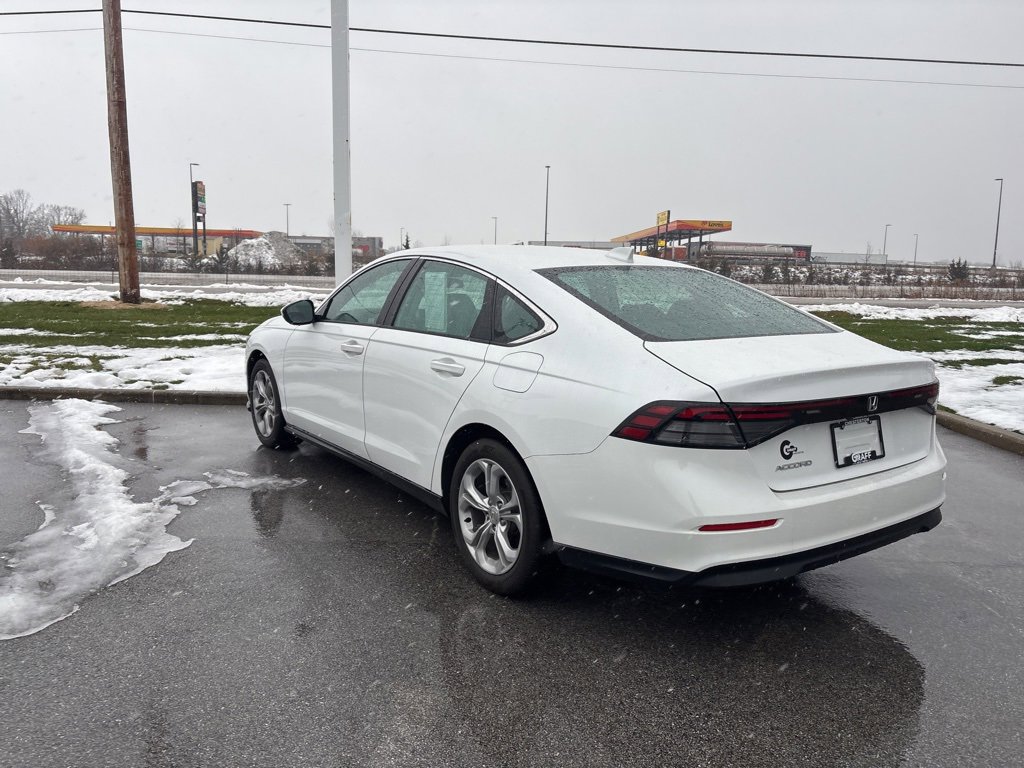 Used 2023 Honda Accord LX image 4