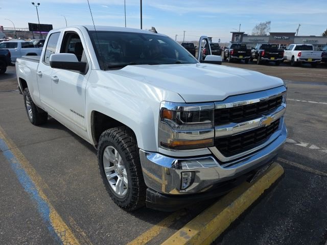 Used 2017 Chevrolet Silverado 1500 LT w/ All Star Edition image 3