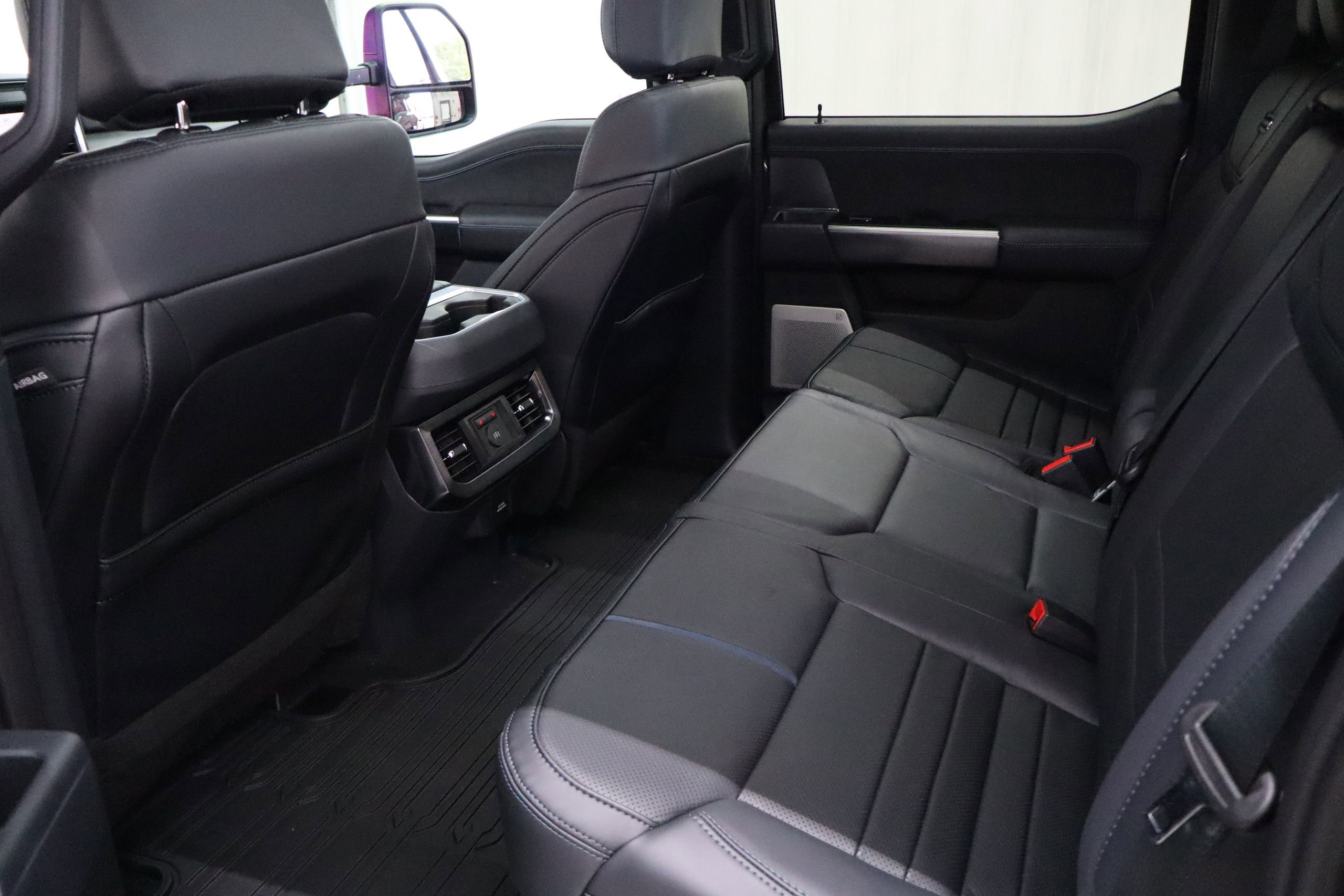 New 2026 Ford F250 Platinum image 30