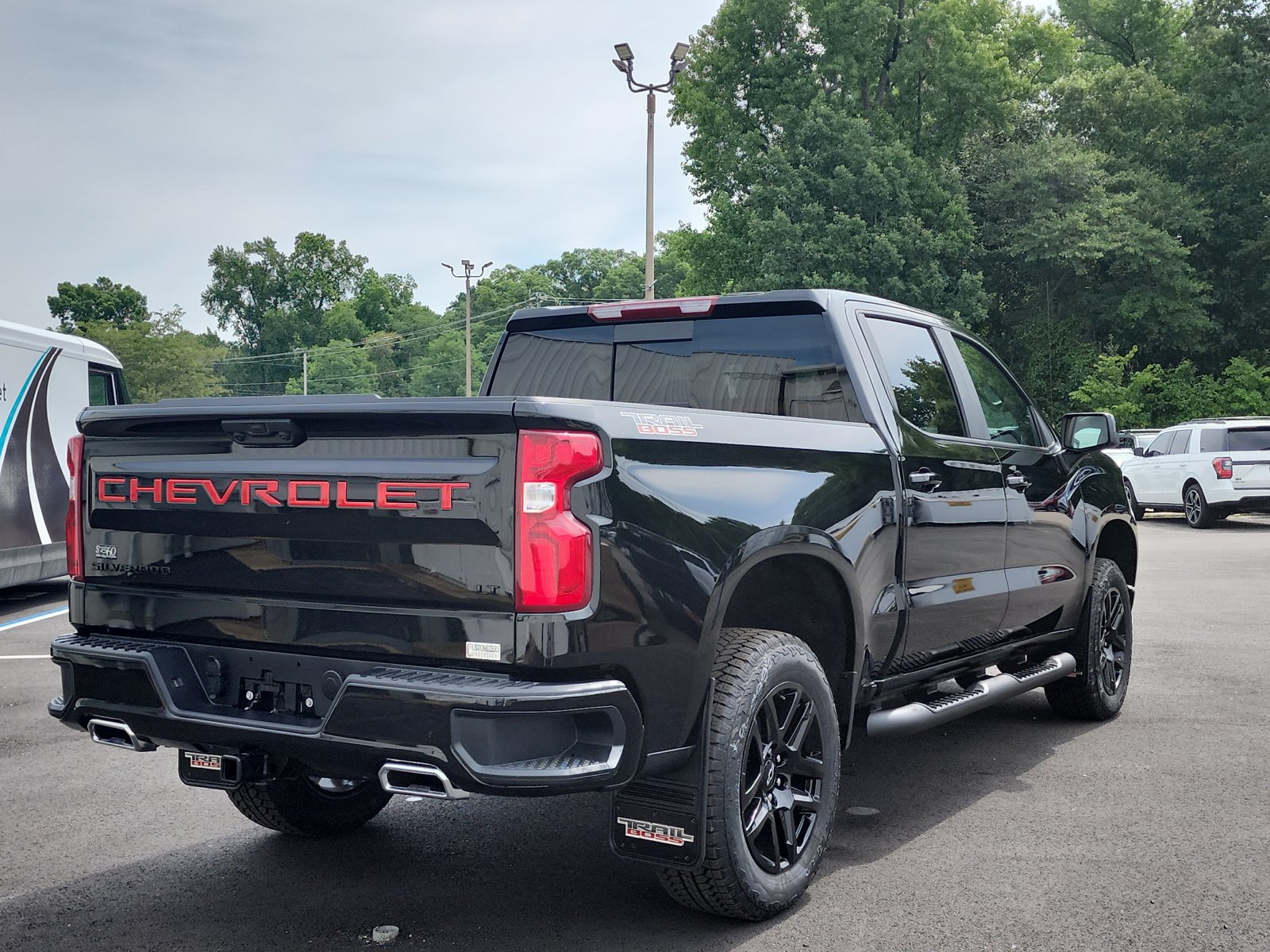 New 2026 Chevrolet Silverado 1500 LT Trail Boss w/ Convenience Package II AWD/4WD image 5