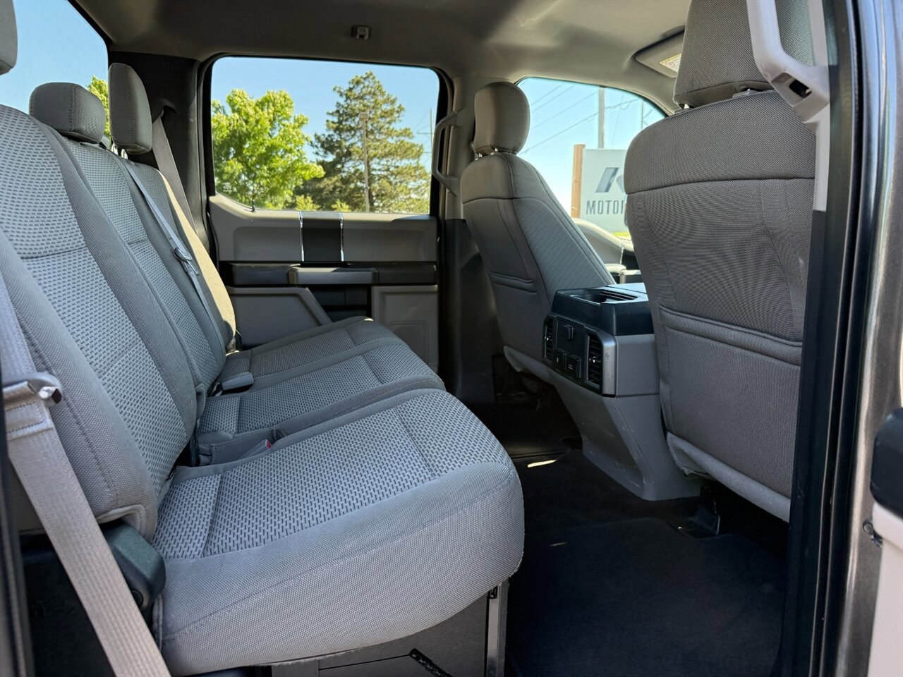 Used 2018 Ford F250 XLT w/ XLT Value Package AWD/4WD image 12