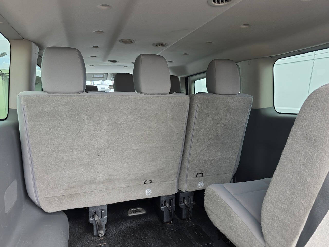 Used 2018 Nissan NV 3500 S RWD image 21