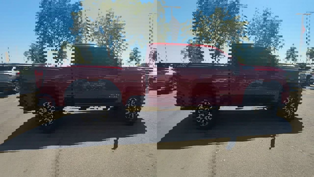 Used 2021 GMC Sierra 3500 AT4 w/ Gooseneck/5TH Wheel Package image 8