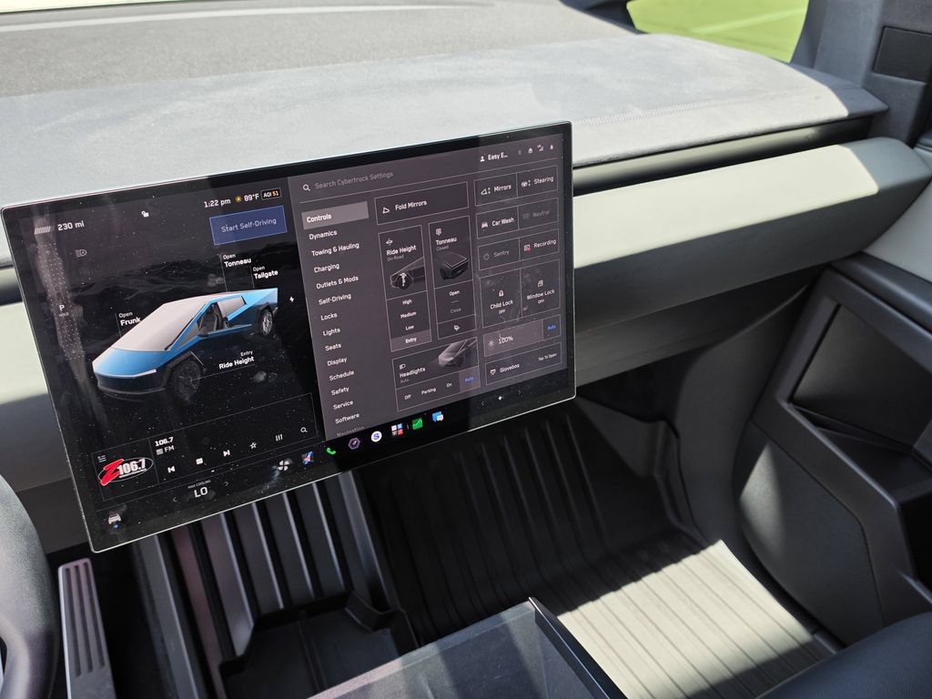 Used 2024 Tesla Cybertruck Cyberbeast AWD/4WD image 21