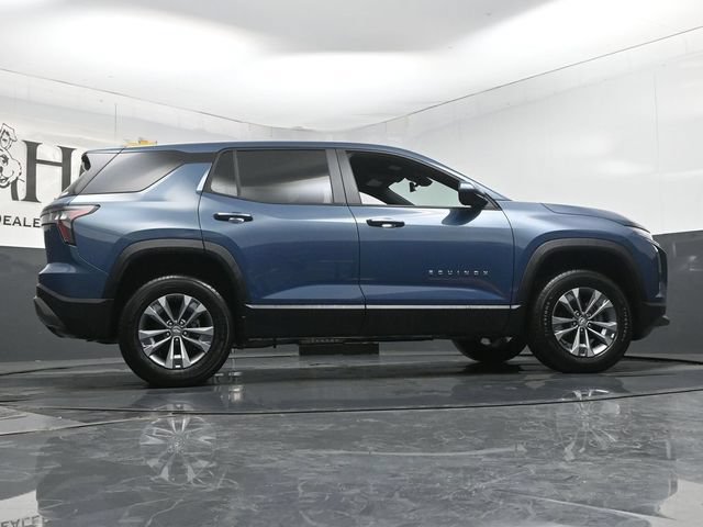 New 2026 Chevrolet Equinox LT w/ Safety and Technology Package FWD image 31
