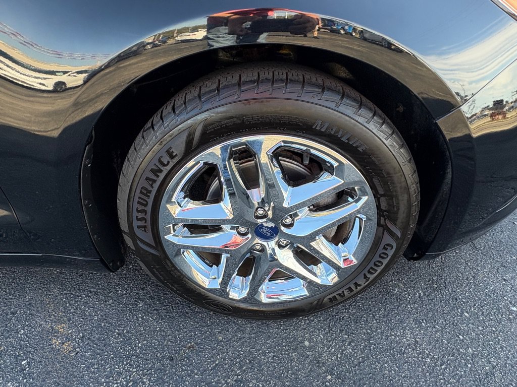 Used 2016 Ford Fusion SE FWD image 20