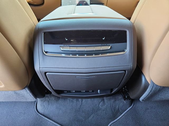 New 2026 Cadillac Escalade Luxury AWD/4WD image 11