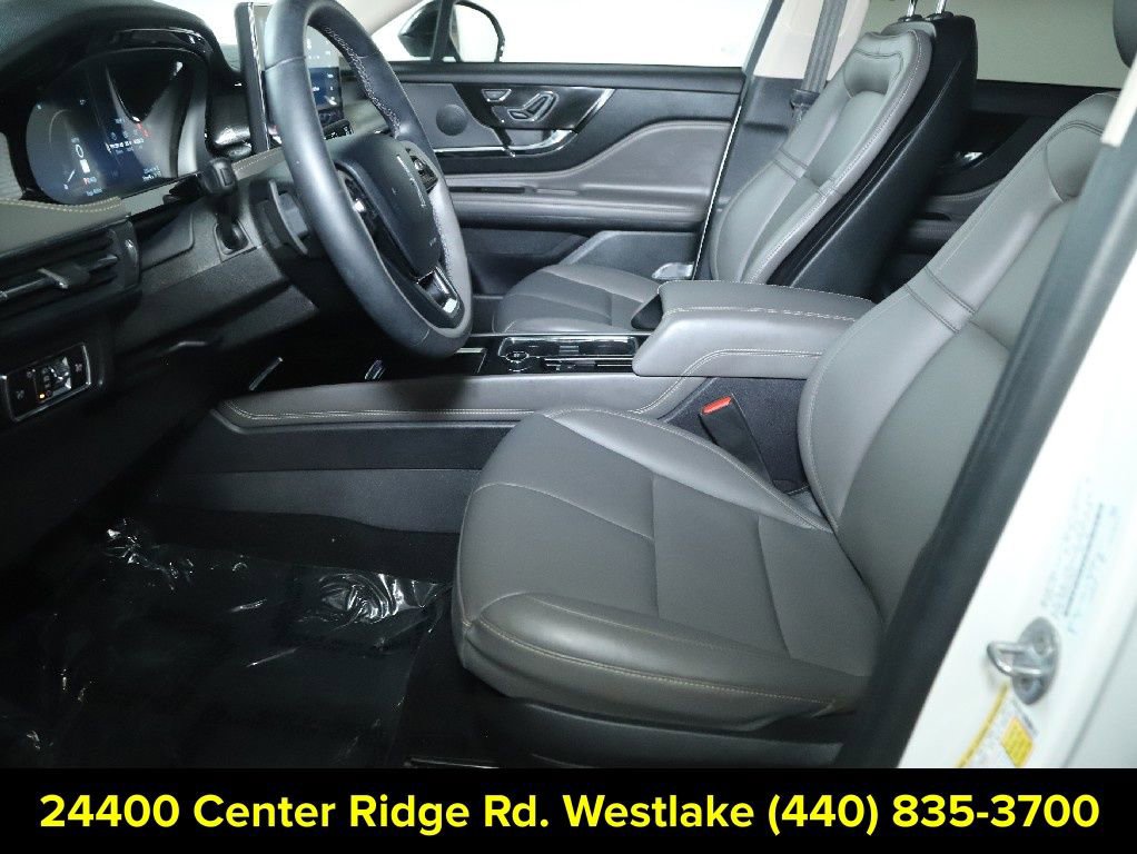 Certified 2023 Lincoln Corsair AWD image 18