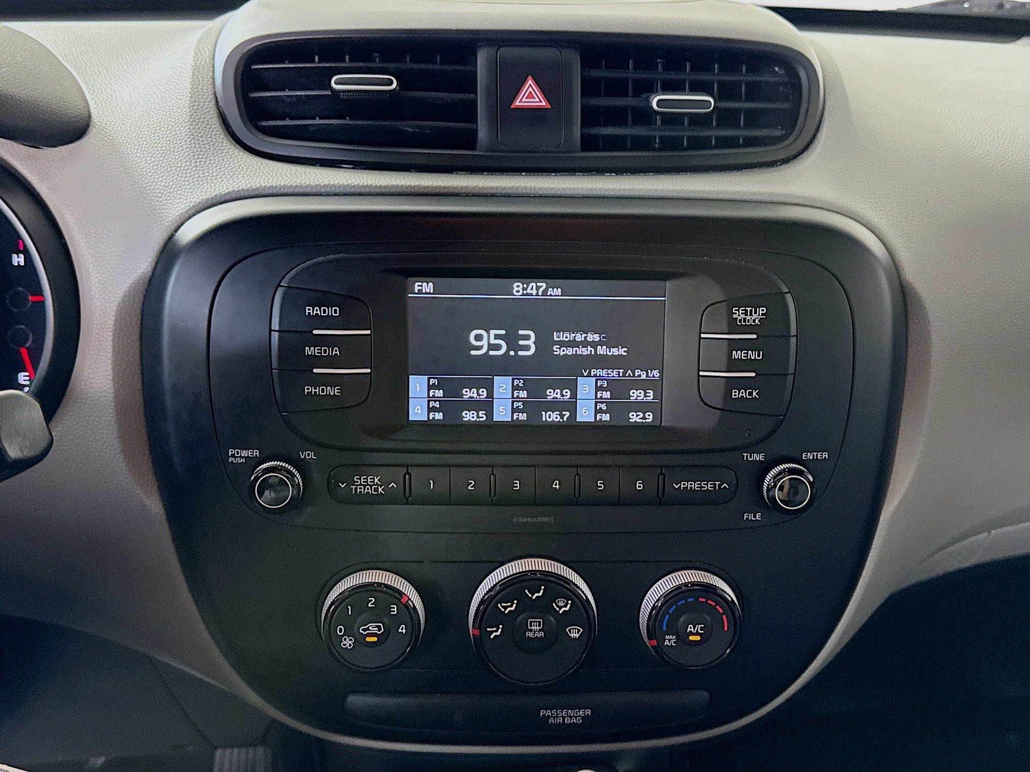 Used 2017 Kia Soul image 18