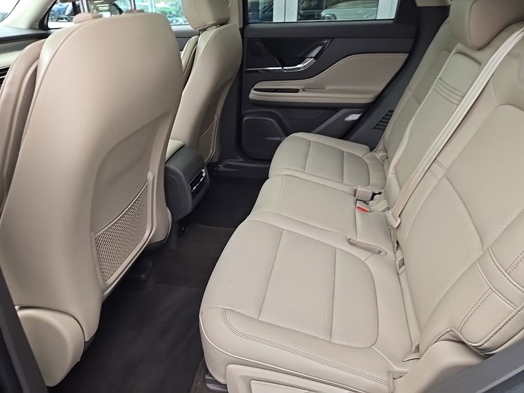 Used 2023 Lincoln Corsair AWD w/ Equipment Group 101A image 19