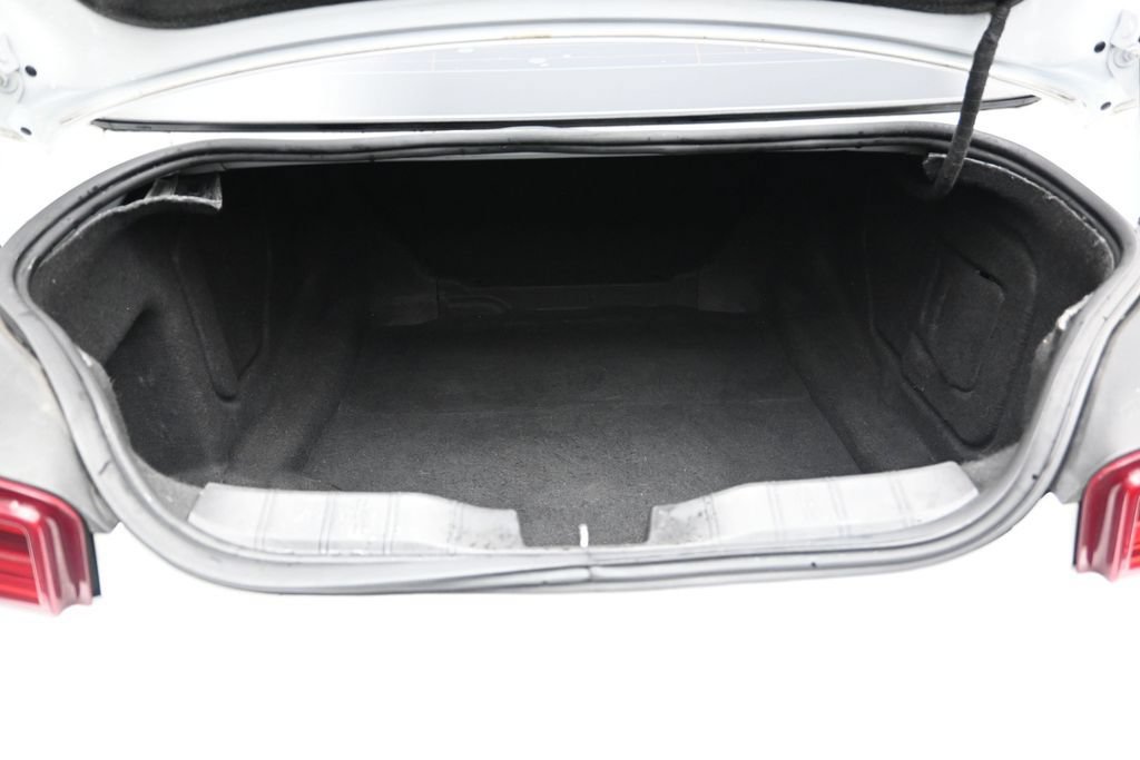 Used 2018 Chevrolet Camaro LS RWD image 19