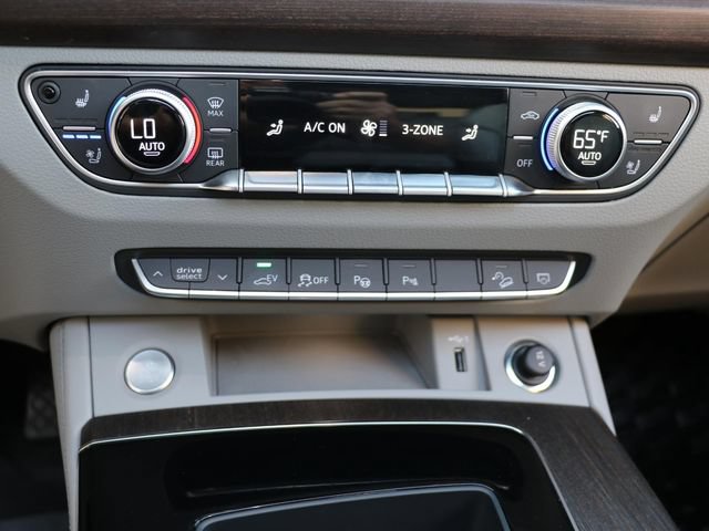 Used 2023 Audi Q5 e Prestige w/ Prestige Package AWD/4WD image 24
