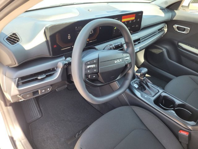 New 2026 Kia K4 FWD image 9