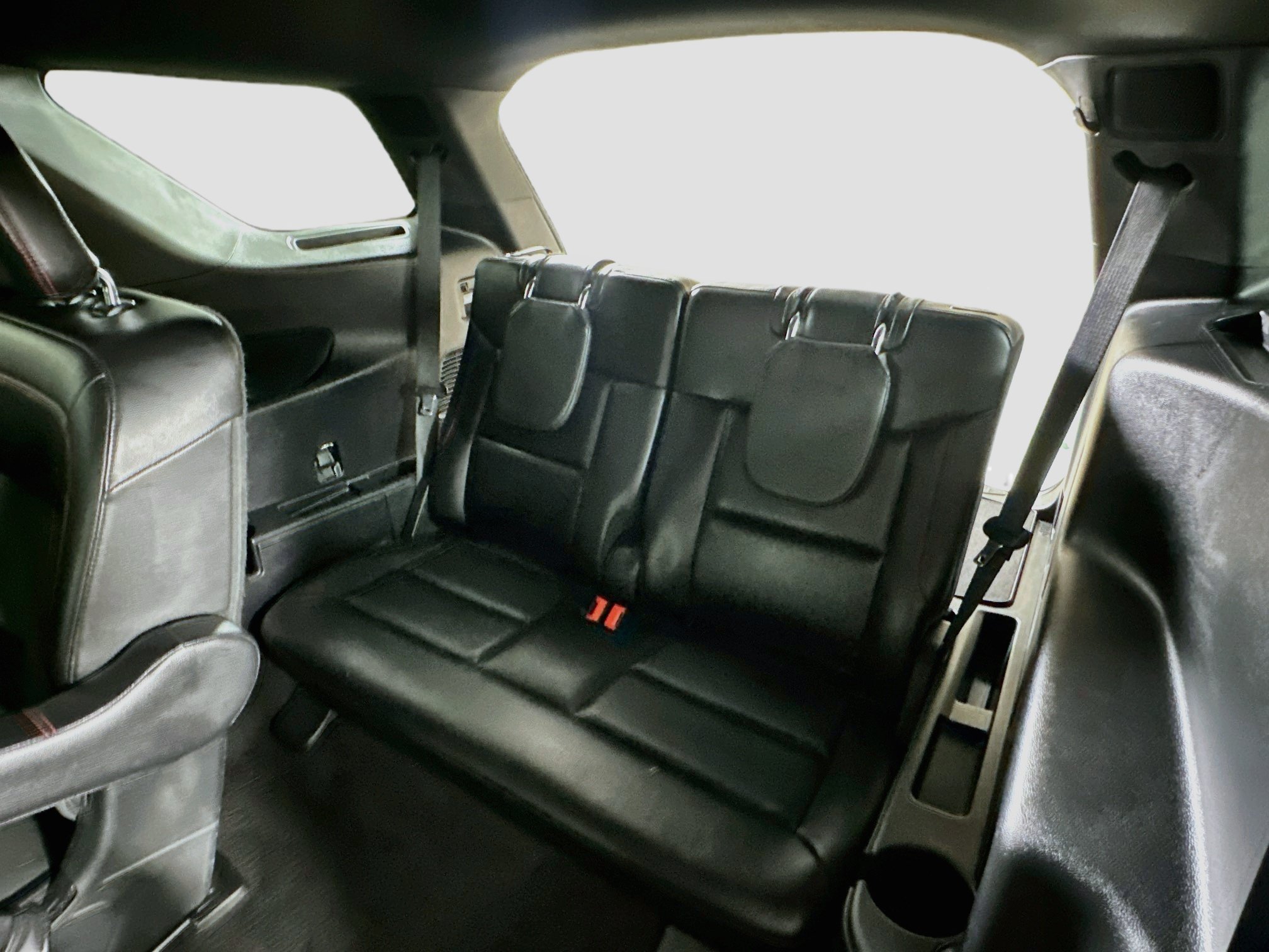 Used 2022 Ford Explorer ST-Line AWD/4WD image 29
