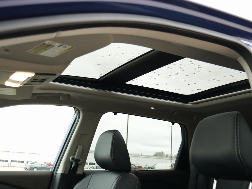 Used 2023 Nissan Rogue SL w/ SL Premium Package image 24