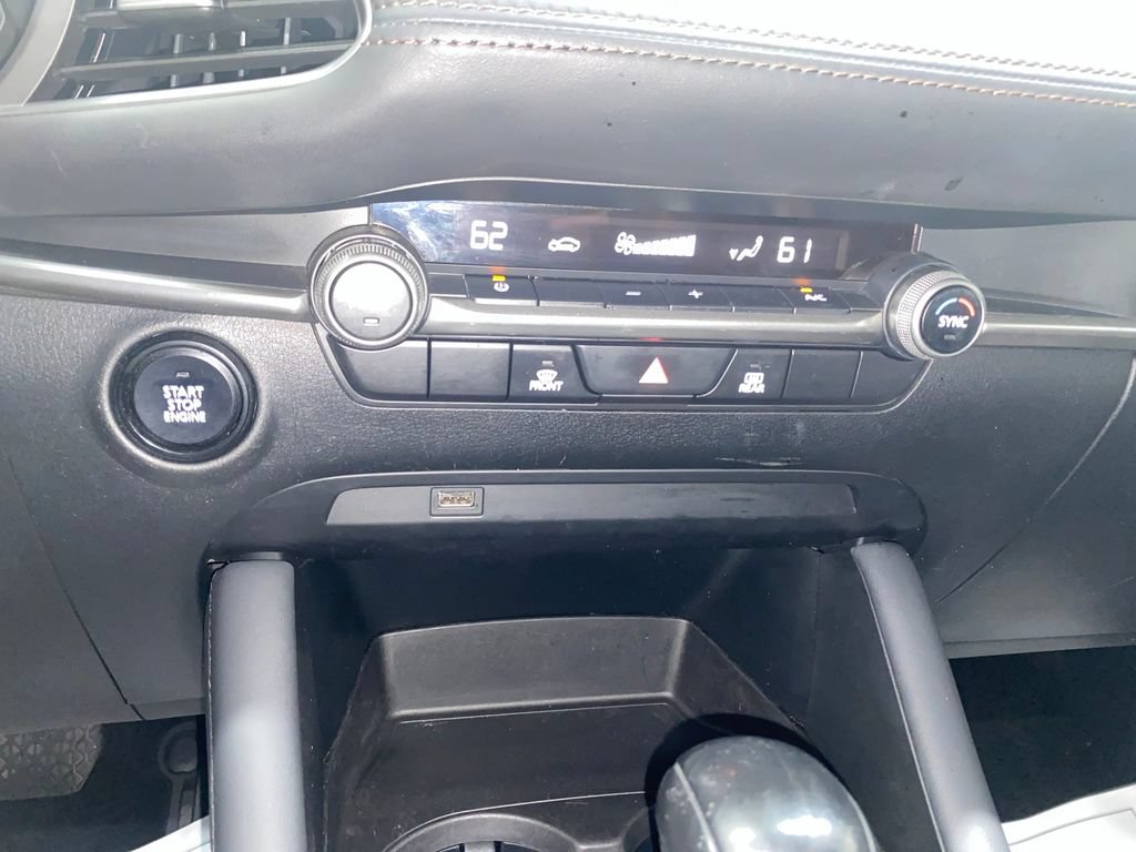 Used 2020 MAZDA MAZDA3 AWD Sedan w/ Select Package image 18