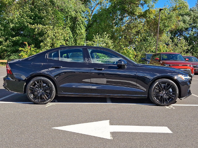 Used 2024 Volvo S60 T8 Plus AWD/4WD image 7