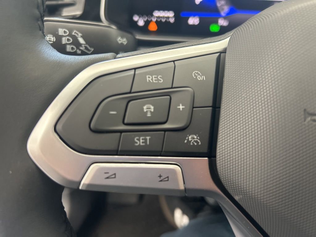 New 2026 Volkswagen Jetta SE image 13