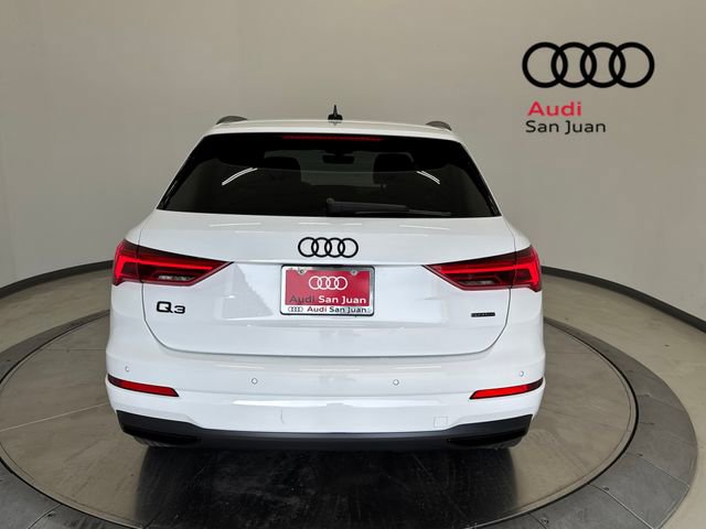 Used 2024 Audi Q3 2.0T Premium w/ Convenience Package AWD/4WD image 40