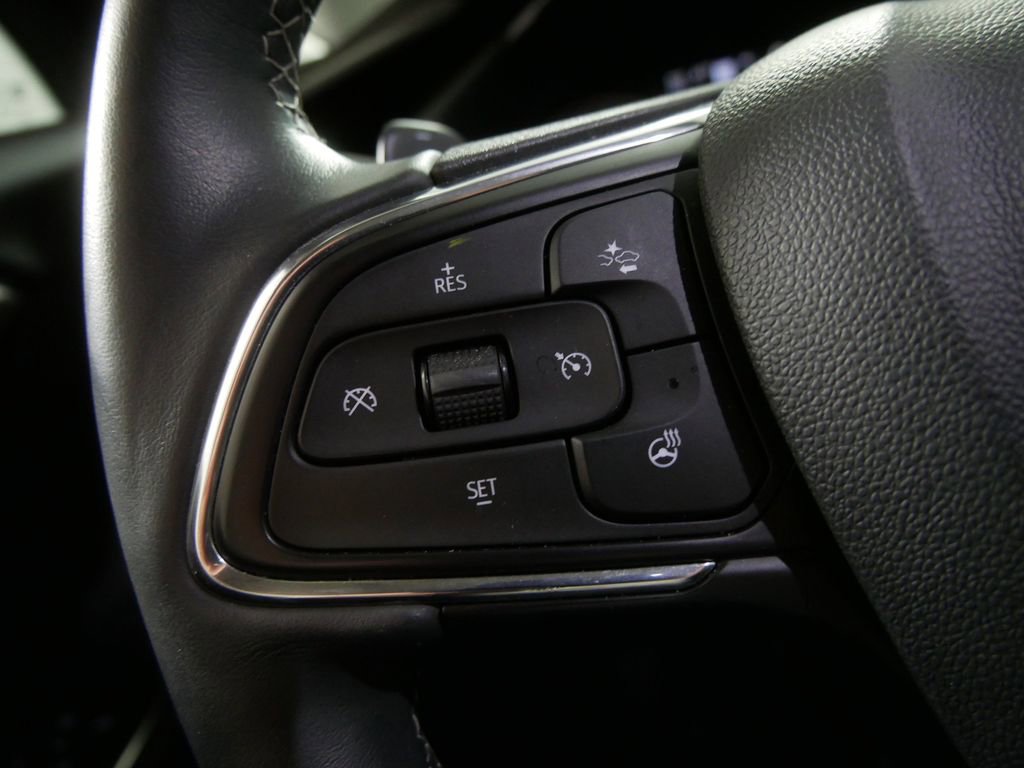 Used 2023 Buick Envision Avenir AWD/4WD image 24