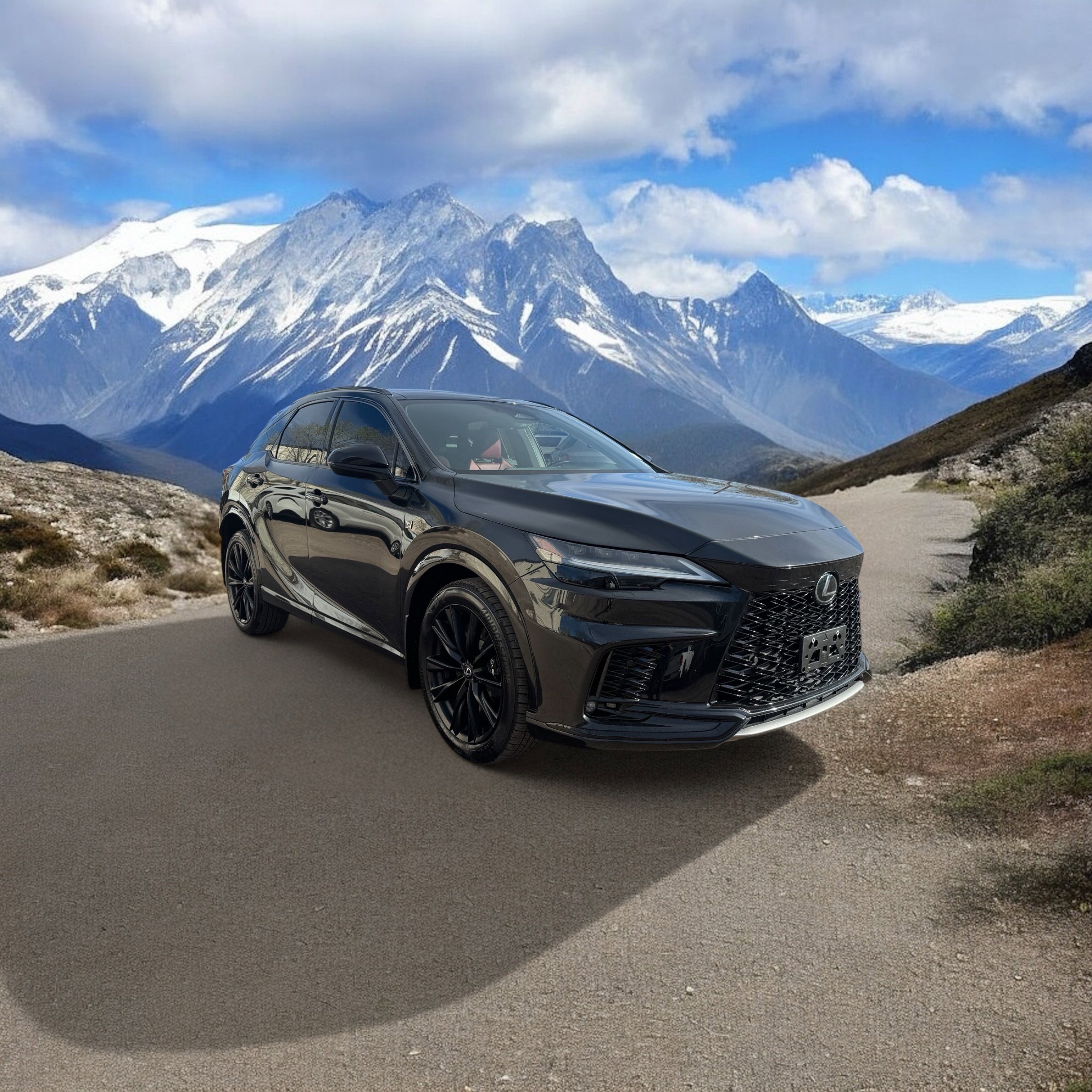 Used 2023 Lexus RX 500h F Sport w/ Accessory Package (Z1) image 7