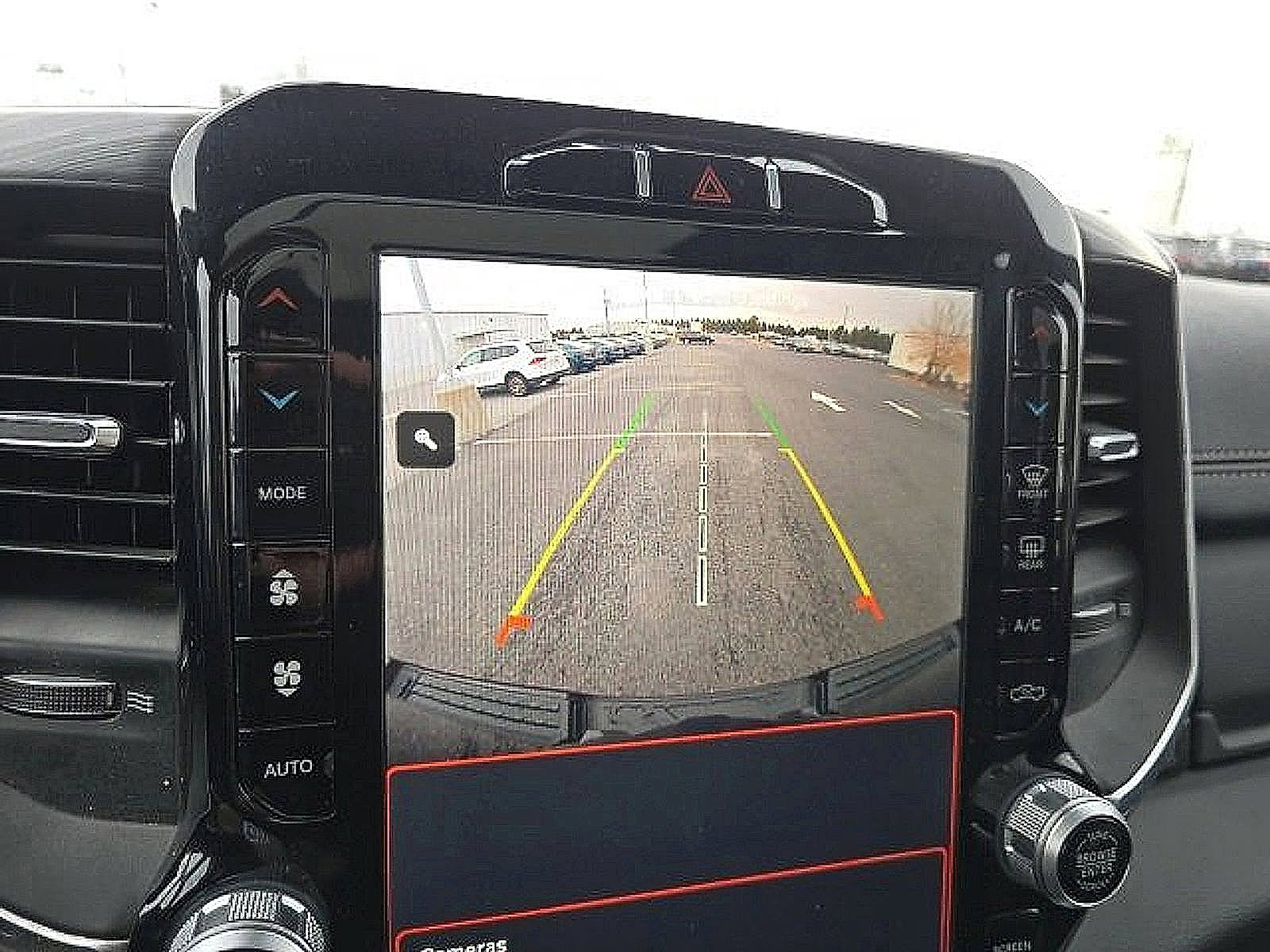 Used 2023 RAM 1500 Laramie image 12