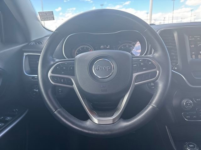 Used 2019 Jeep Cherokee Latitude Plus w/ Comfort/Convenience Group image 14