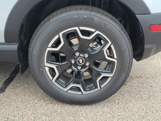 New 2026 Ford Bronco Sport Outer Banks w/ Outer Banks Tech Package+ AWD/4WD image 5